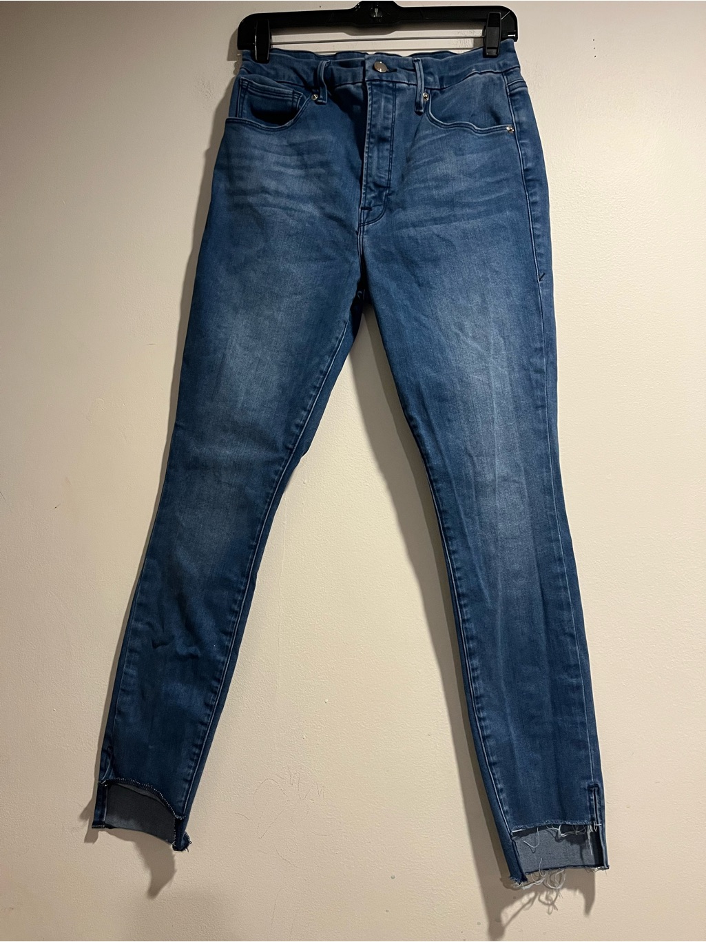Good American Good Waist Step Hem Jeans In Blue435 (Read)